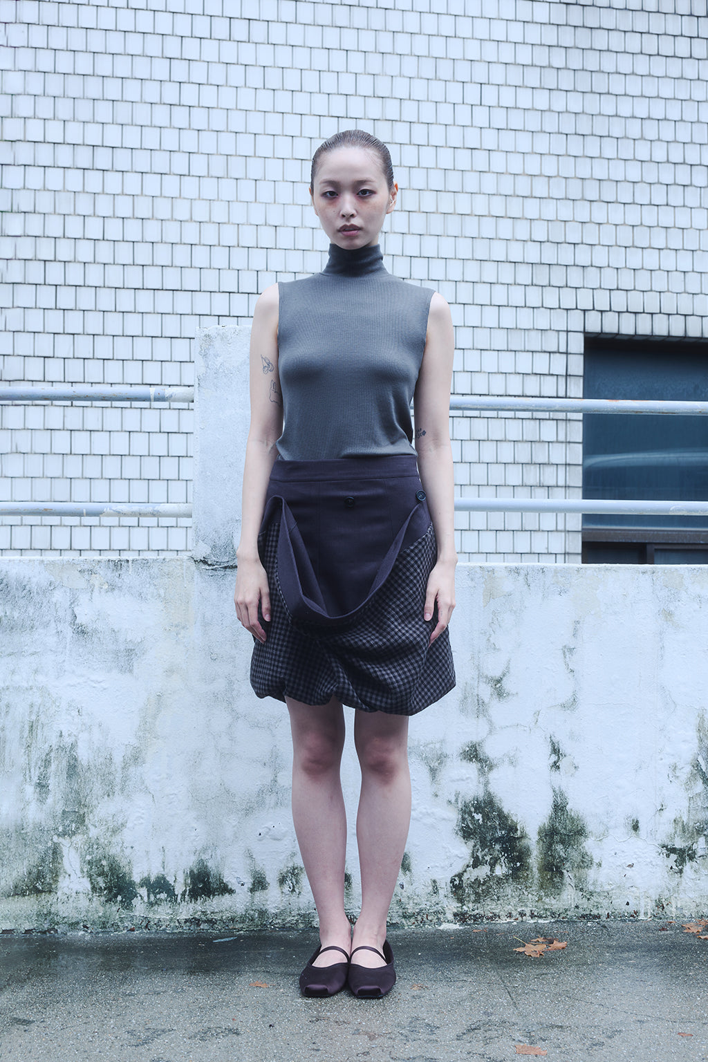 MULTIWAY CHECKED SKIRT / CHARCOAL
