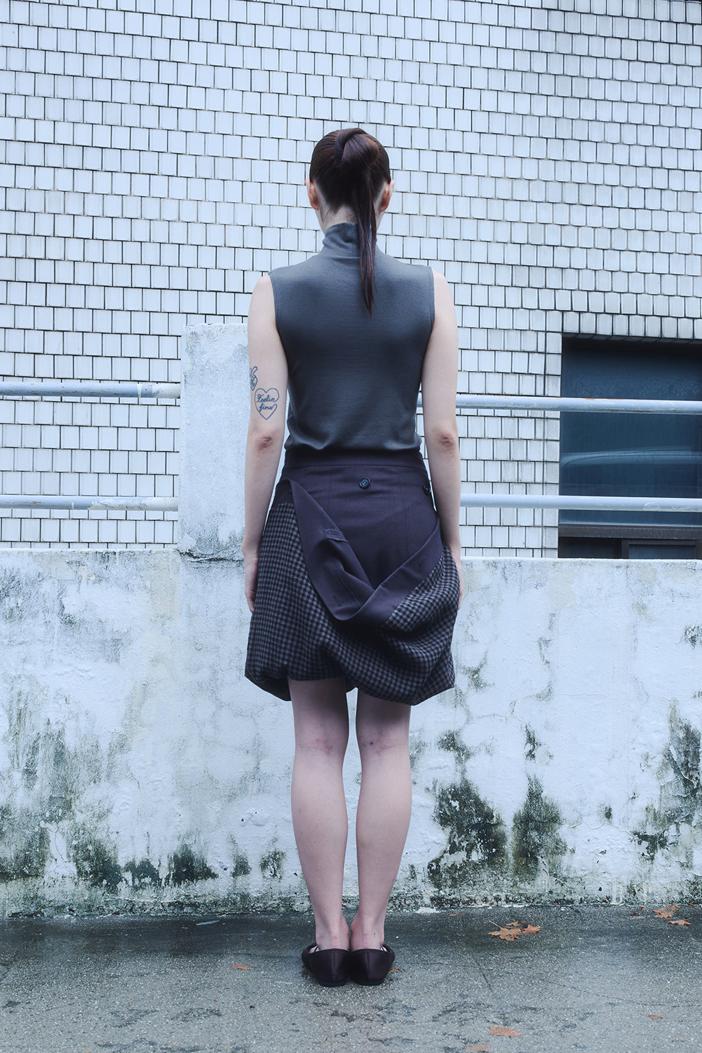 MULTIWAY CHECKED SKIRT / CHARCOAL