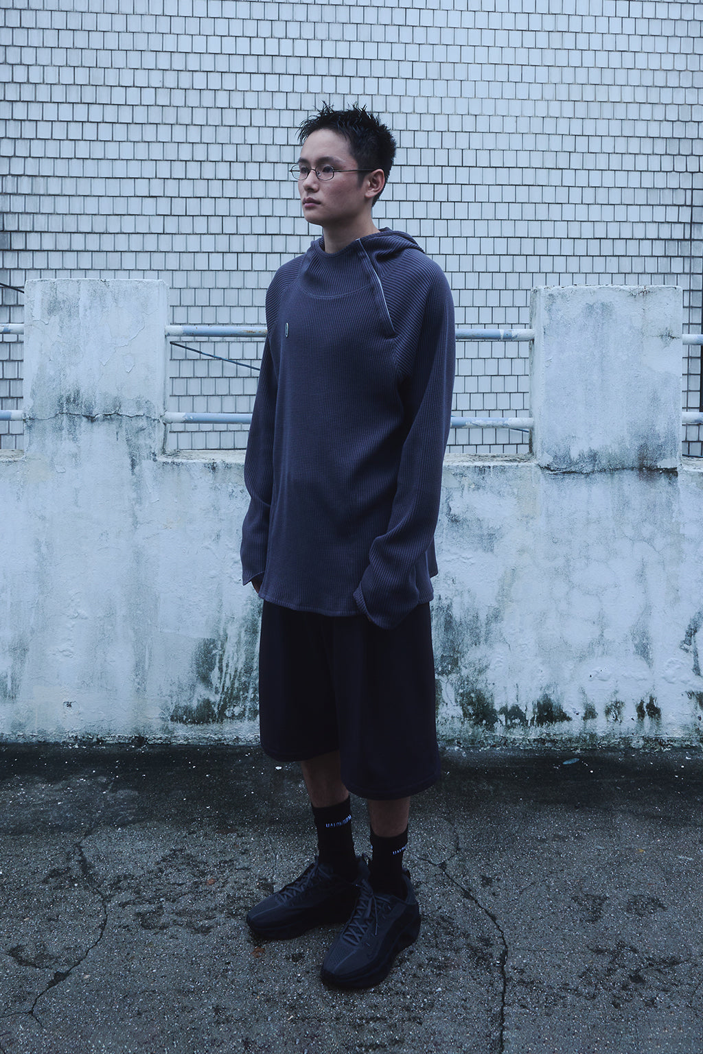 OVERSIZED WAFFLE HOODIE / DARK GRAY