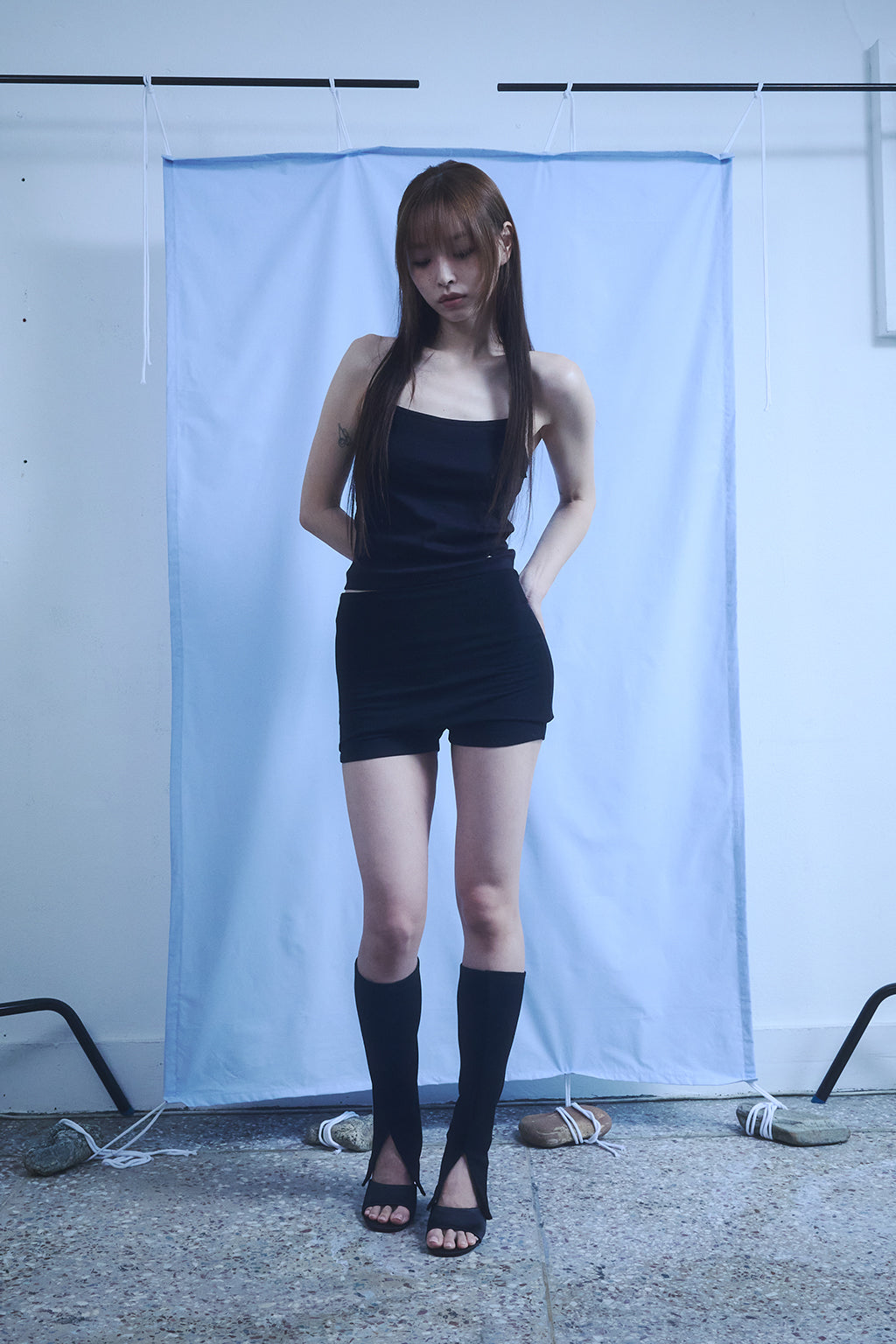 BUTTON SKIRT LEGGINGS / BLACK