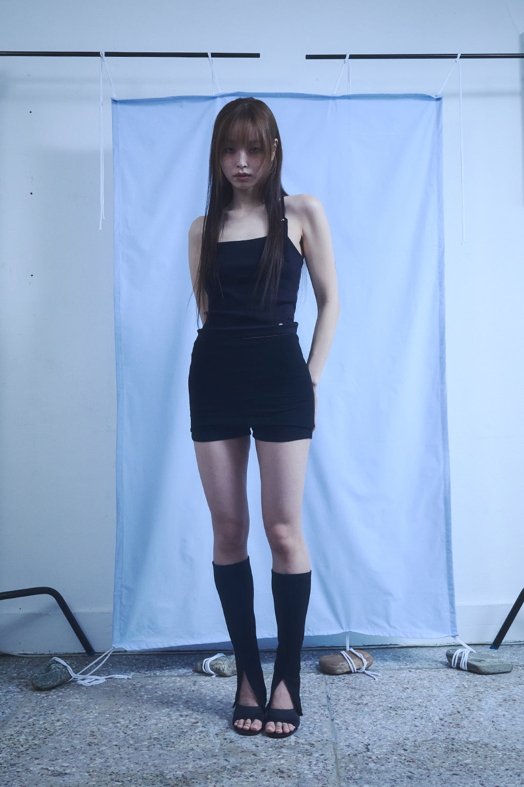 BUTTON SKIRT LEGGINGS / BLACK