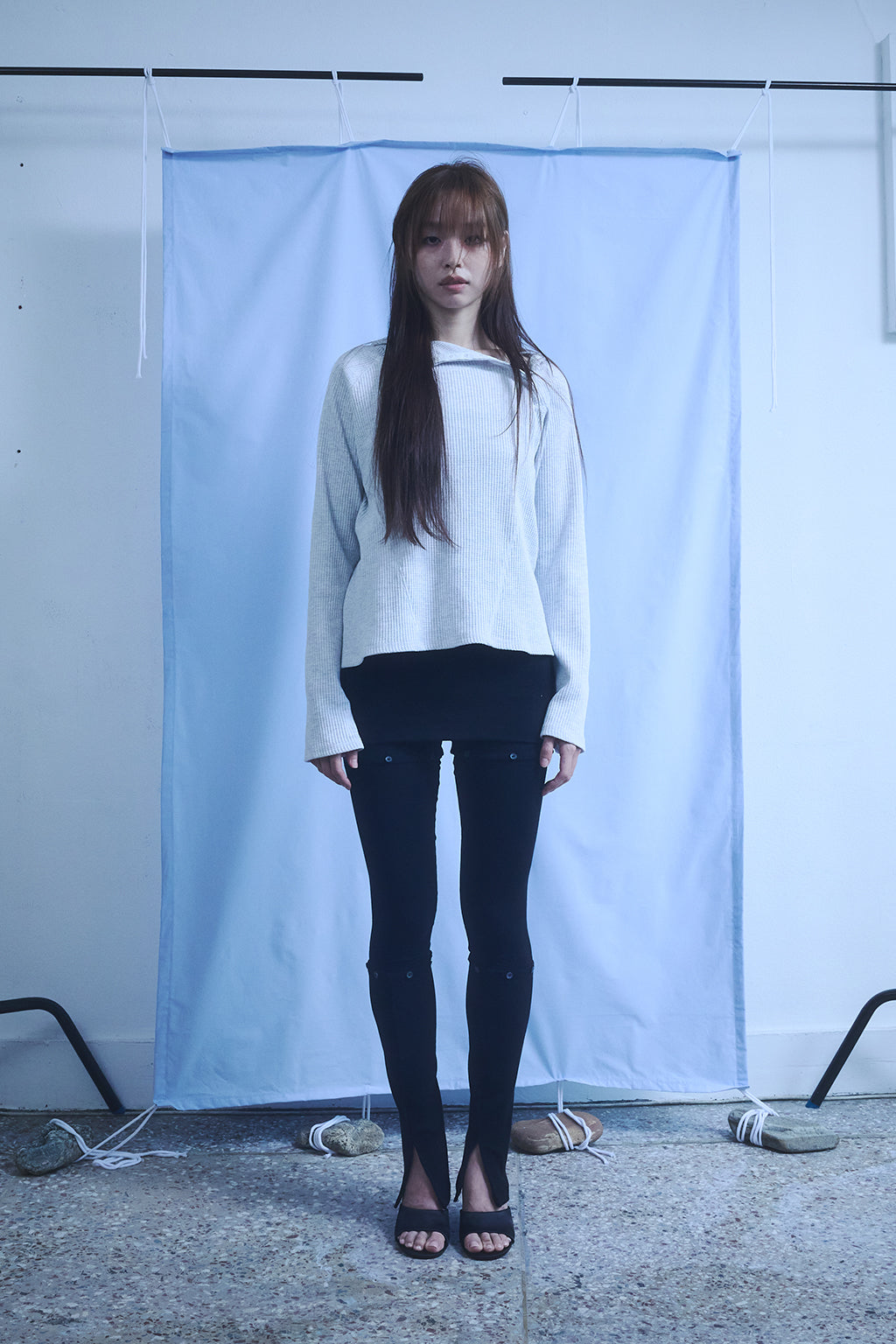 BUTTON SKIRT LEGGINGS / BLACK