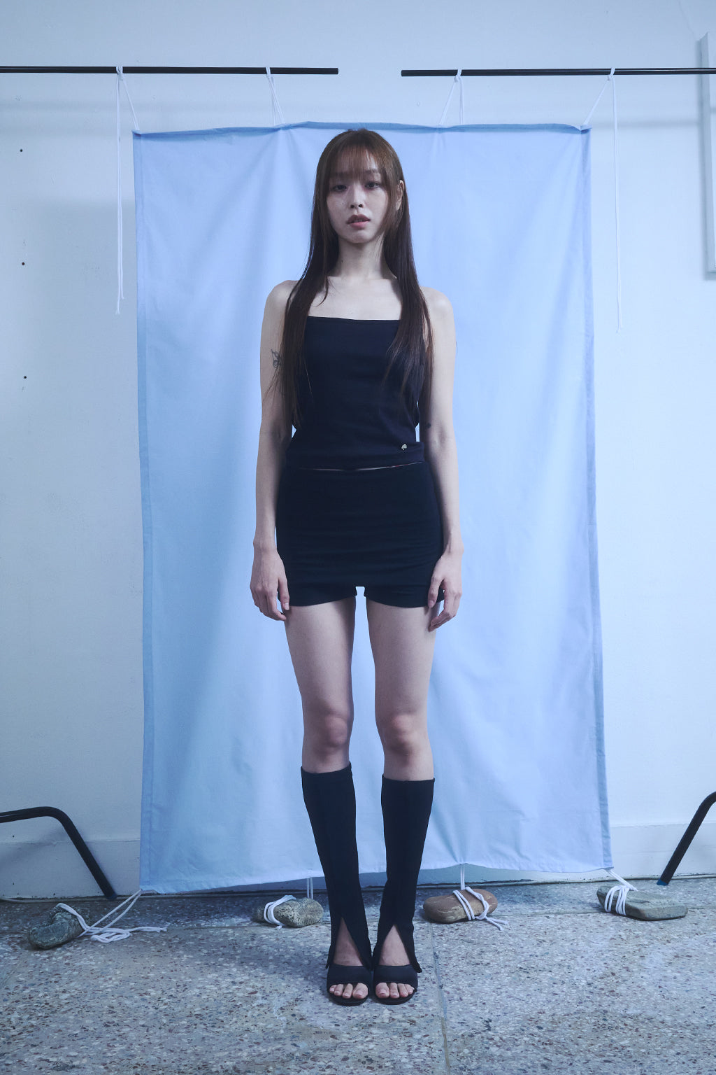 BUTTON SKIRT LEGGINGS / BLACK