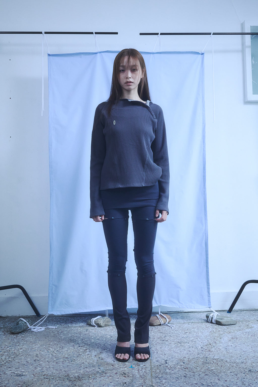 SLIM WAFFLE HOODIE / DARK GRAY
