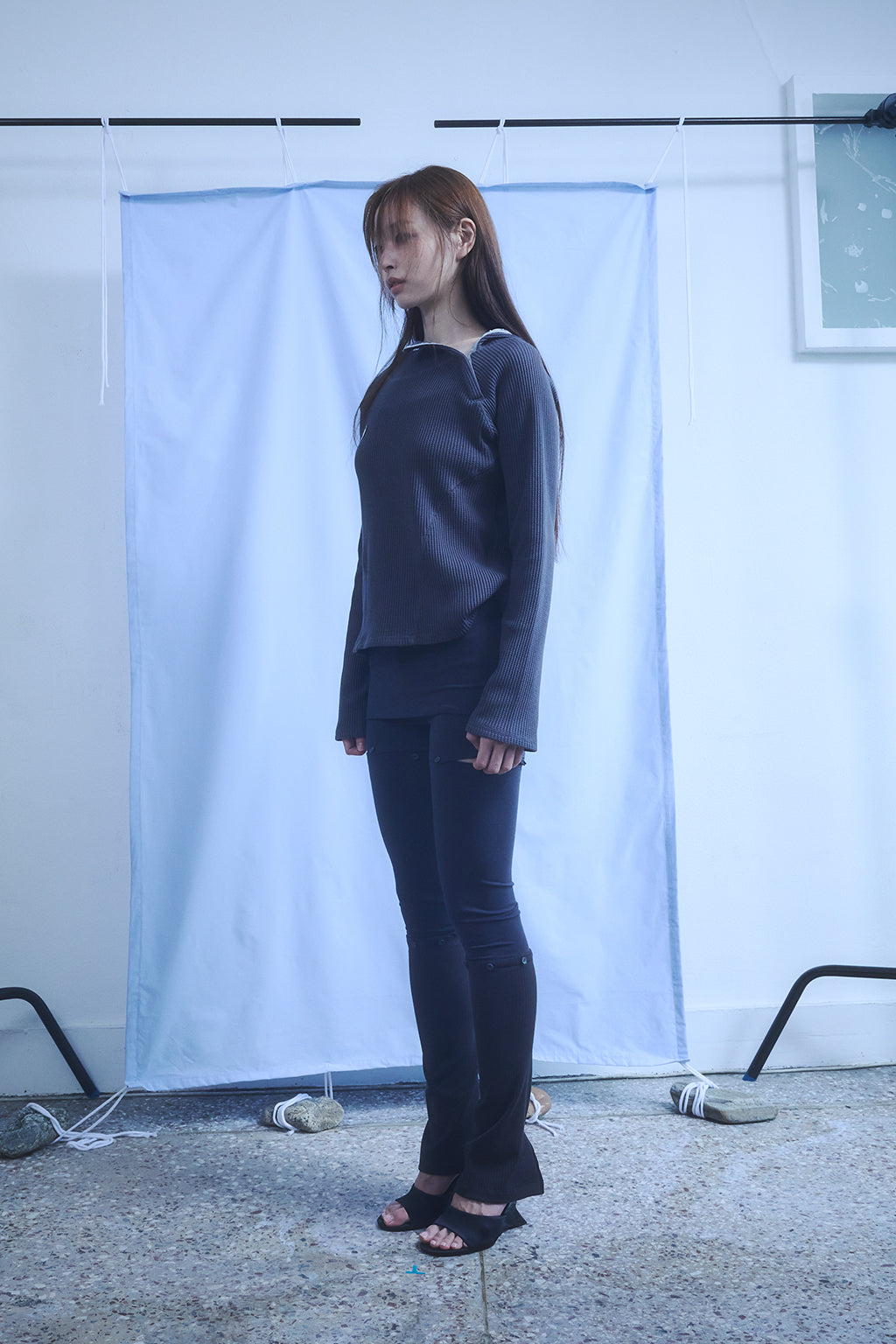 SLIM WAFFLE HOODIE / DARK GRAY