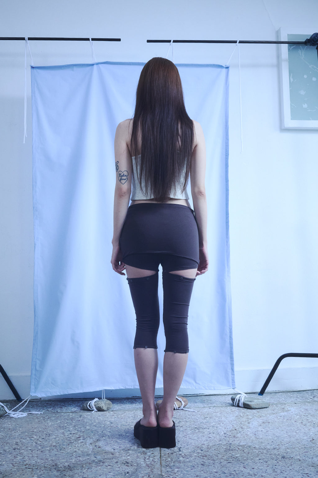 BUTTON SKIRT LEGGINGS / BROWN