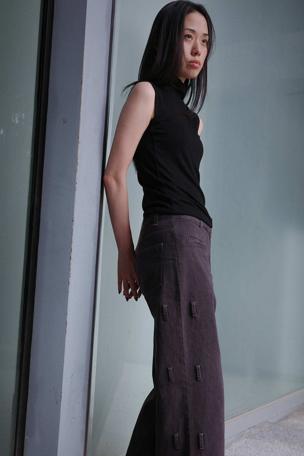 PIGMENT BUCKLE STRAPS PANTS / BROWN