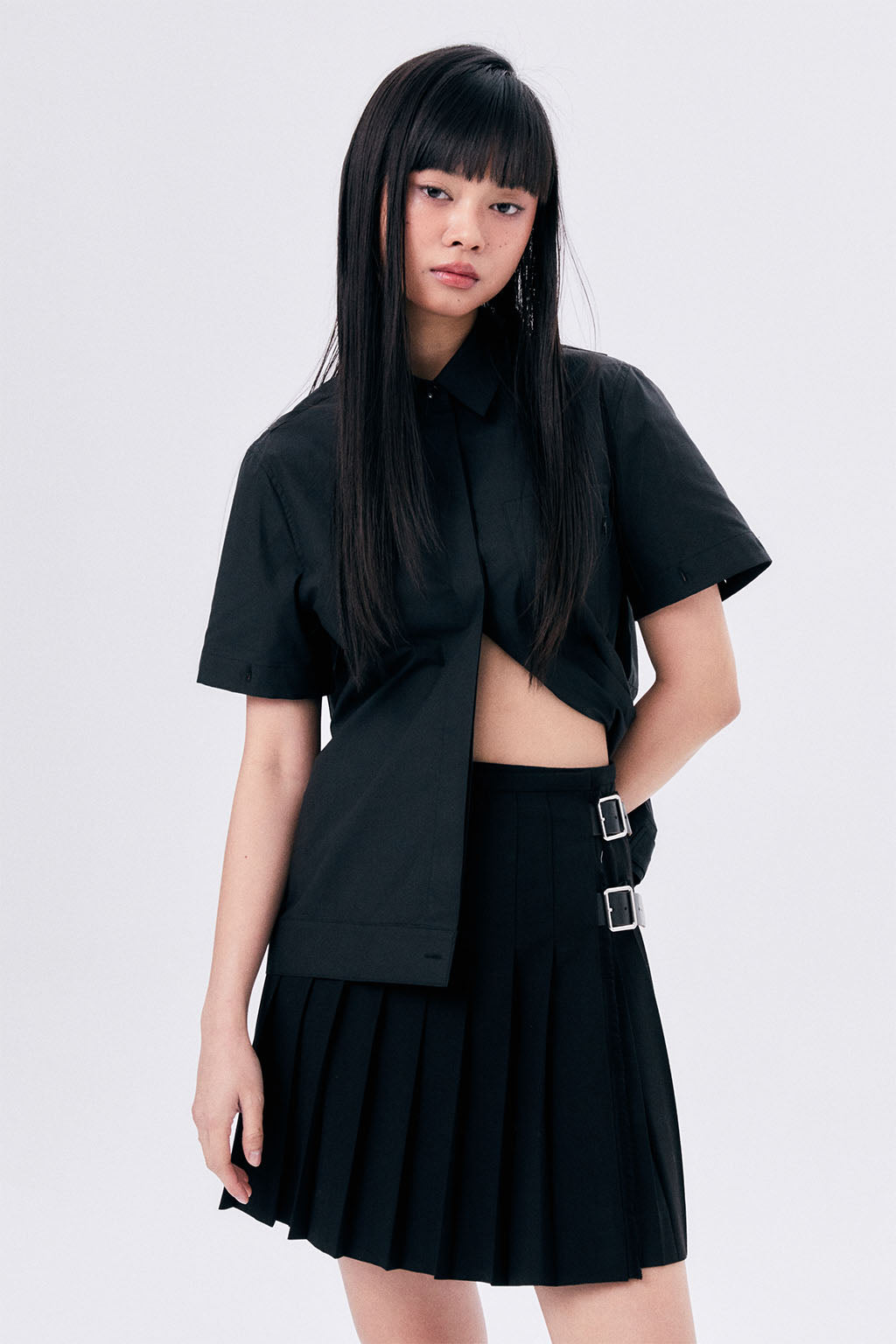 SHORT PLEATED WRAP SKIRT 2 / BLACK