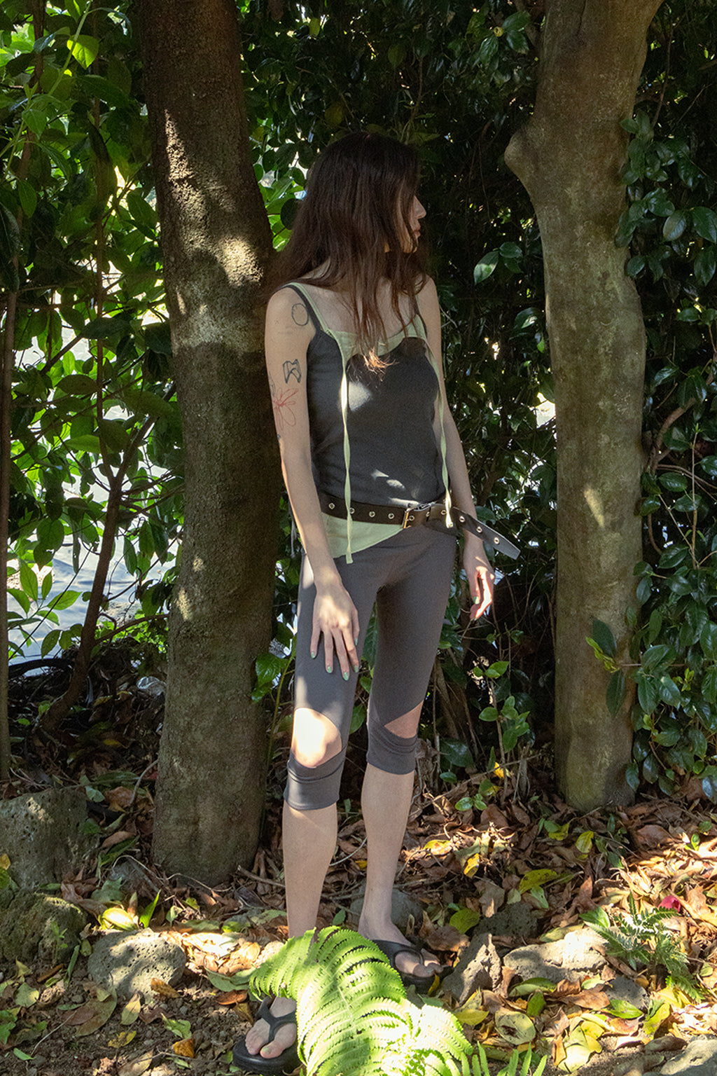 SLIT CUFFED LEGGINGS / BROWN