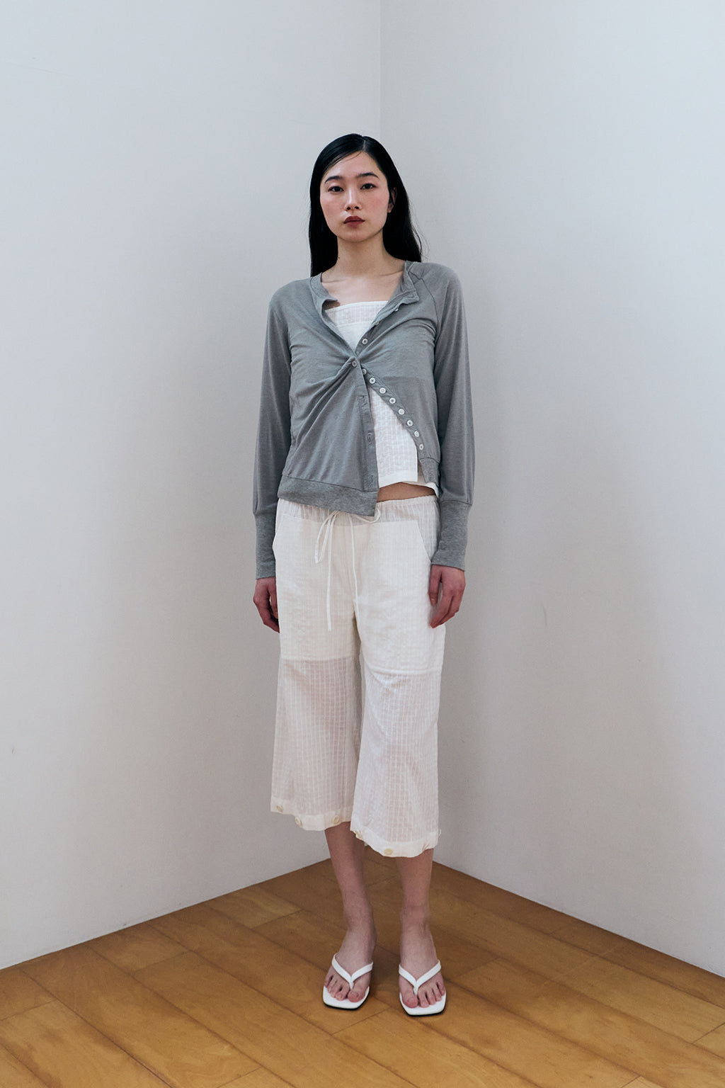 MODULAR RUFFLE CARDIGAN / GRAY