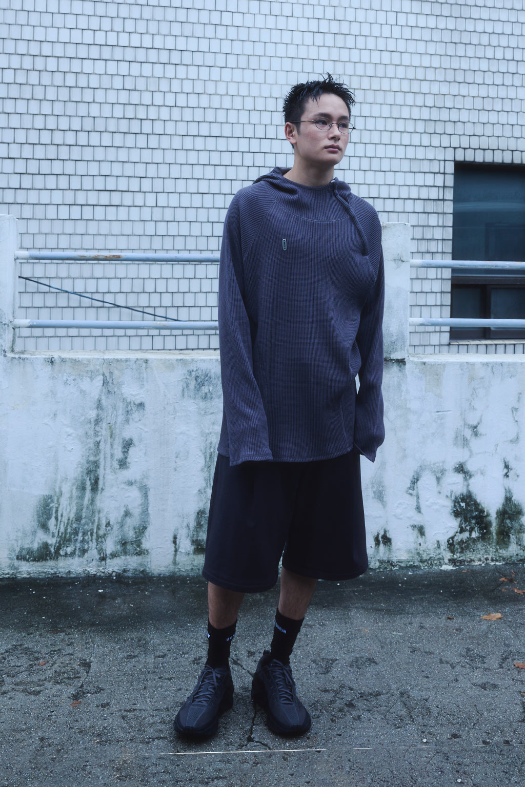 OVERSIZED WAFFLE HOODIE / DARK GRAY