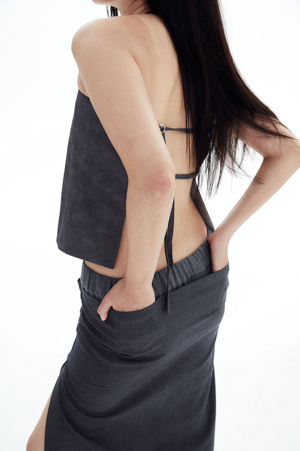 REVERSIBLE HALTER TOP / GRAY