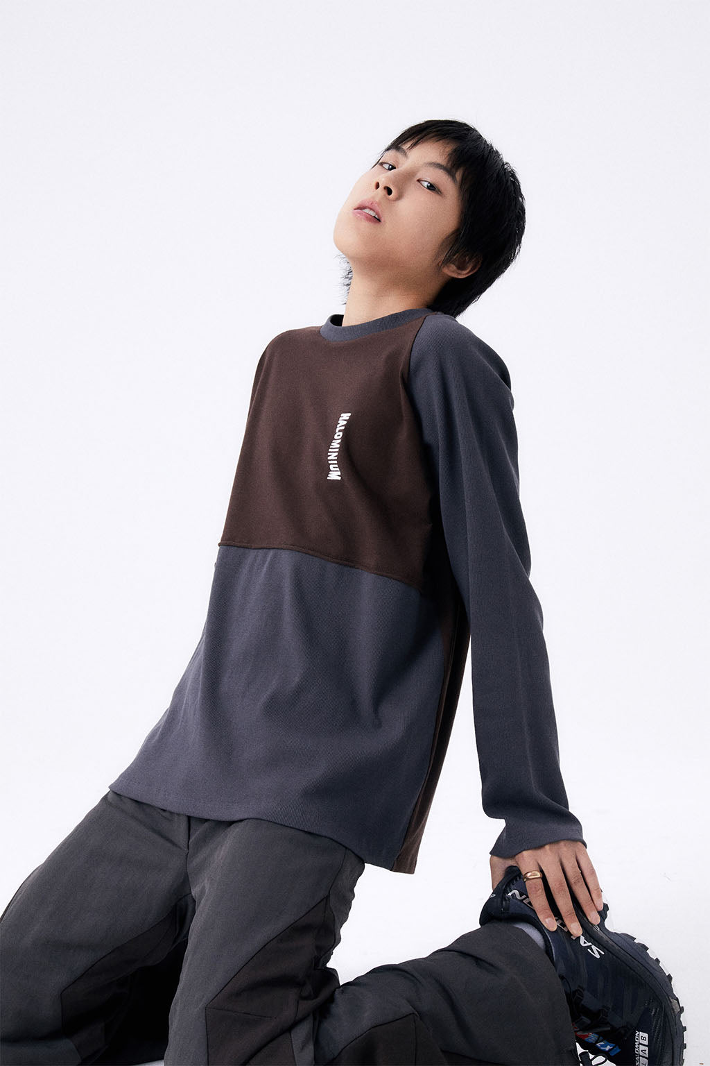 2 TONE RIB OVERSIZED TEE / GRAY & BROWN