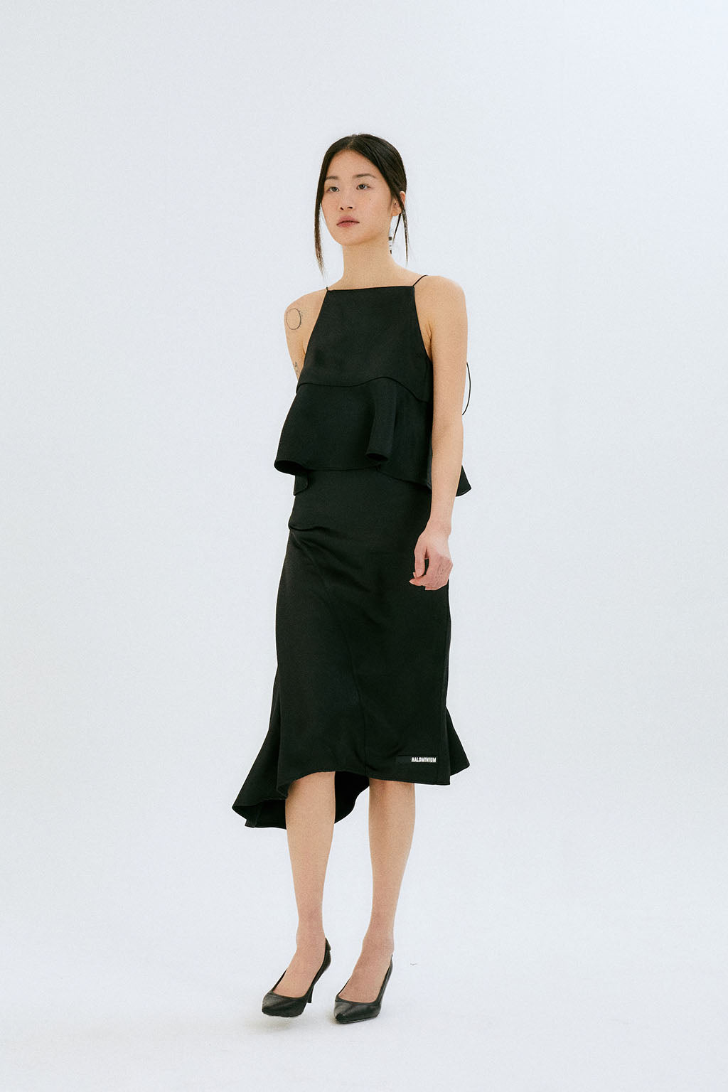 SILKY DRAPE SKIRT / BLACK