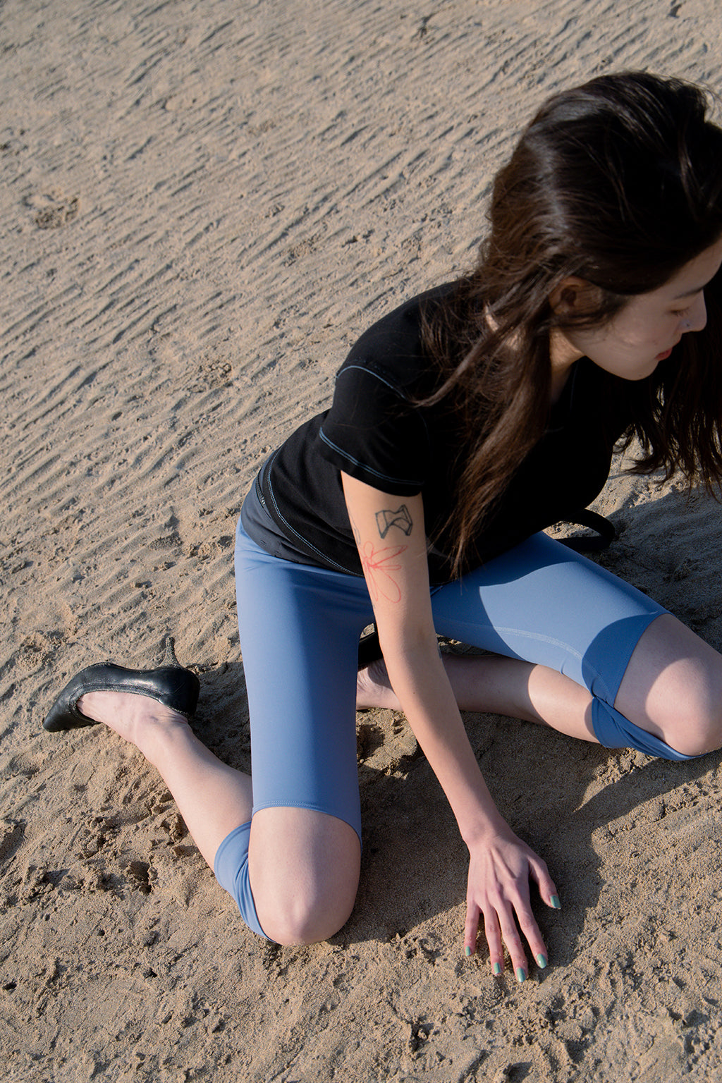 SLIT CUFFED LEGGINGS / BLUE