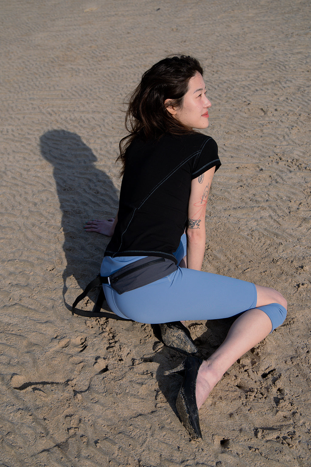 DIAGONAL TOP / BLACK