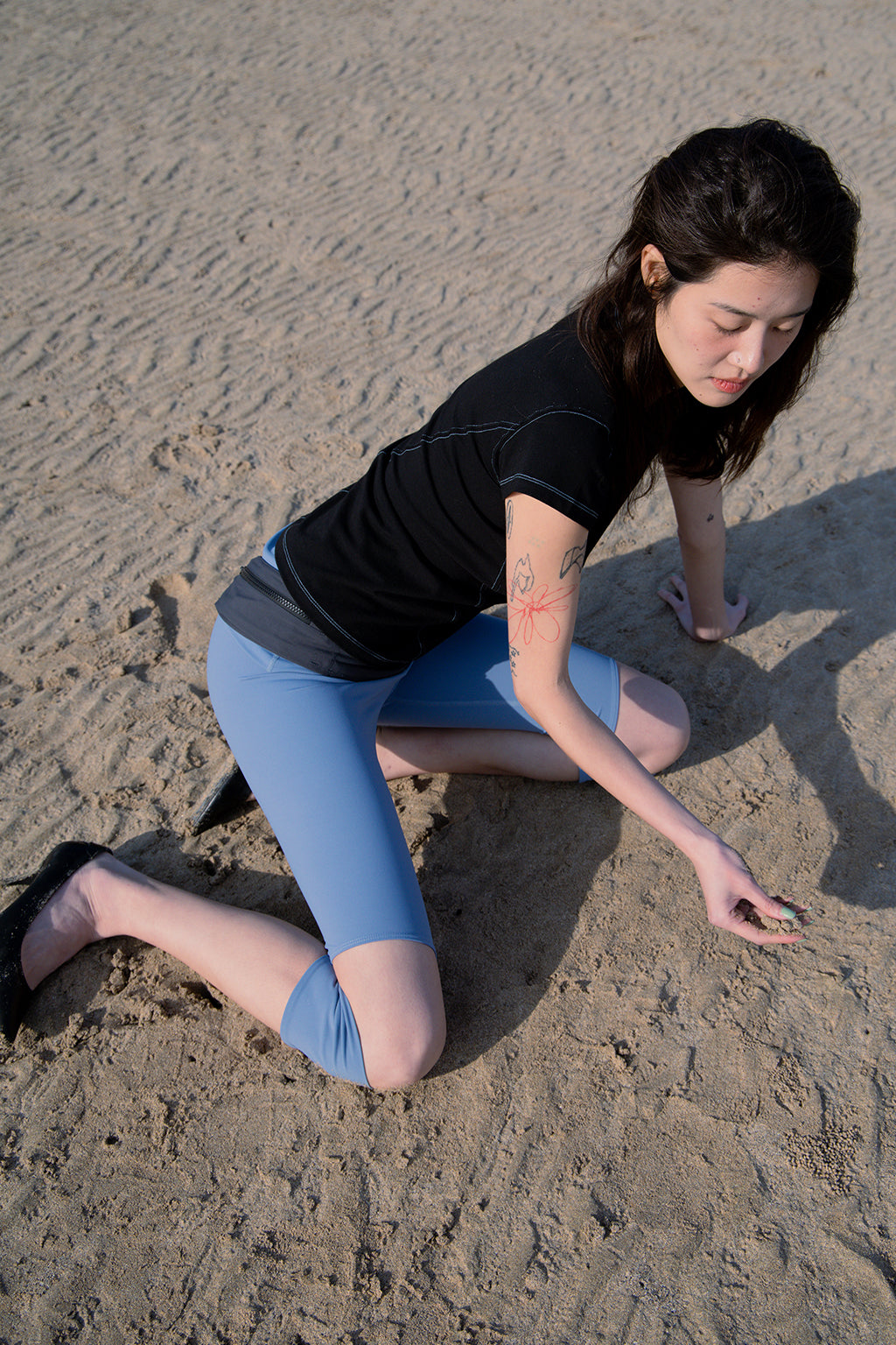 SLIT CUFFED LEGGINGS / BLUE