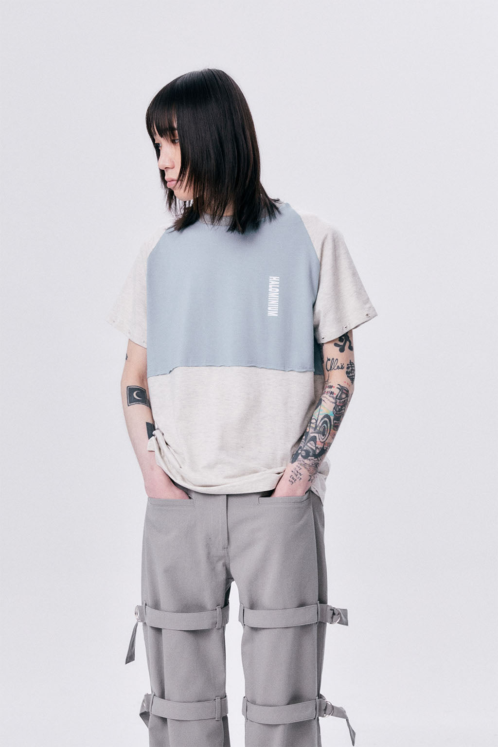 BUCKLE STRAPS PANTS / GRAY