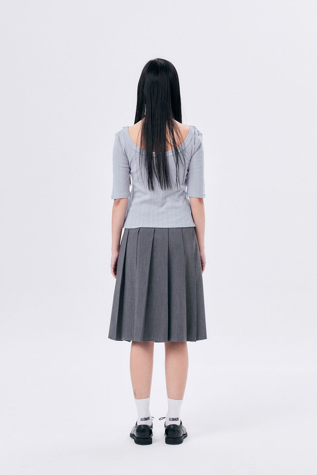 HENLEY NECK BALLERINA TEE / SORA