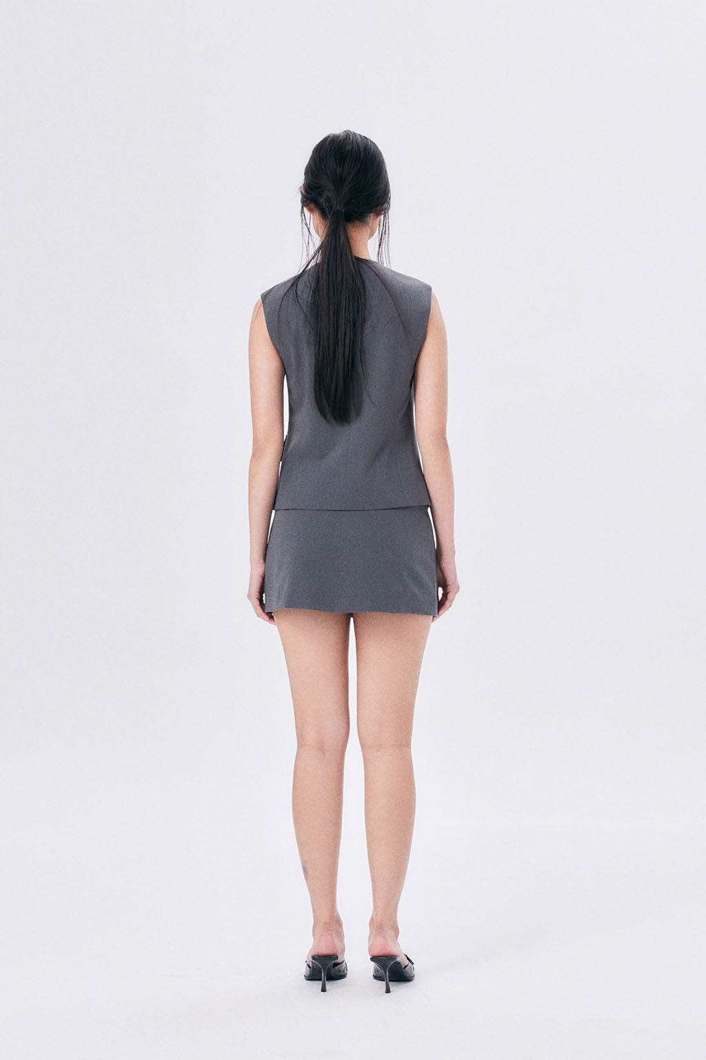 MICRO WOOL SKIRT / DARK GRAY