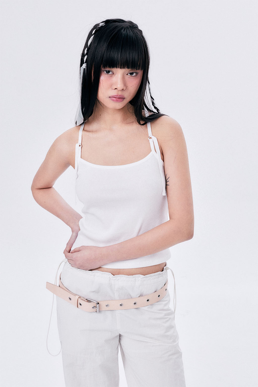 O RINGS SLEEVELESS / WHITE