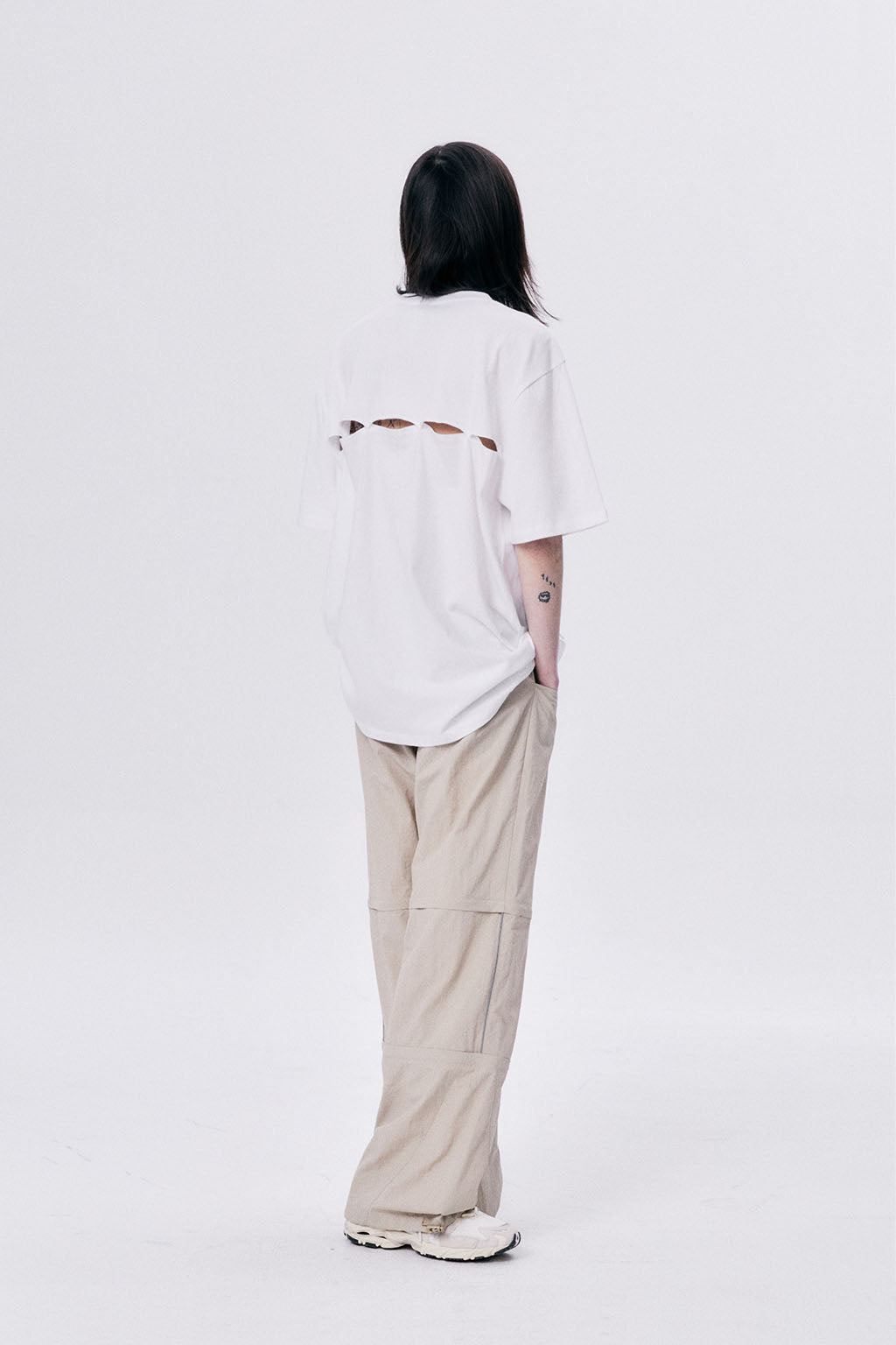 WAVE BACK YOKE OVERSIZED TEE / WHITE