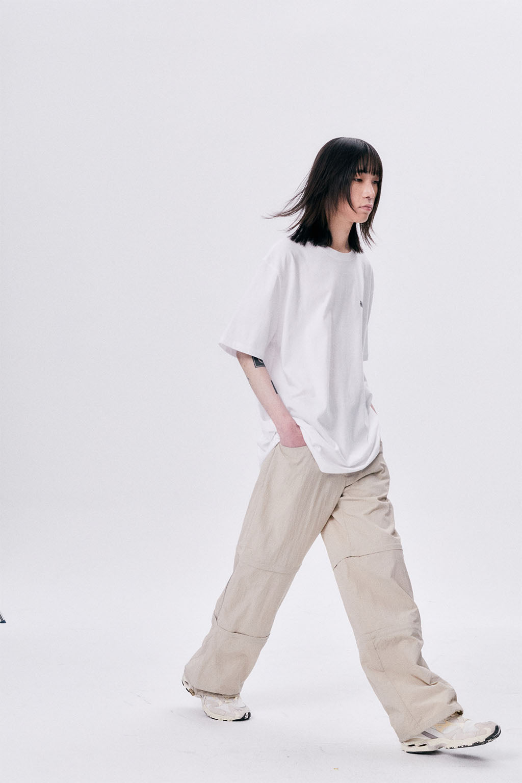 WAVE BACK YOKE OVERSIZED TEE / WHITE